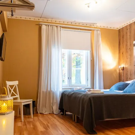 Hotel Kartanohotelli Artturi 3*